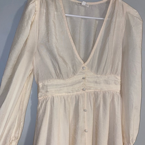 Cream dress - Picture 6 of 8